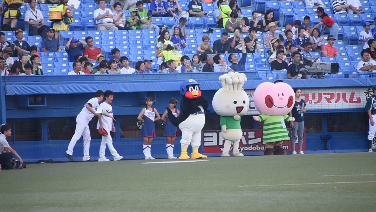 氣志團のOne Night Carnivalをノリノリで踊るつば九郎withえのたん&アップルちゃん