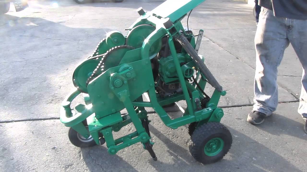 Ryan Lawnaire 28 Walk Behind Lawn Turf Core Aerator Plugger Robin Gas Engine