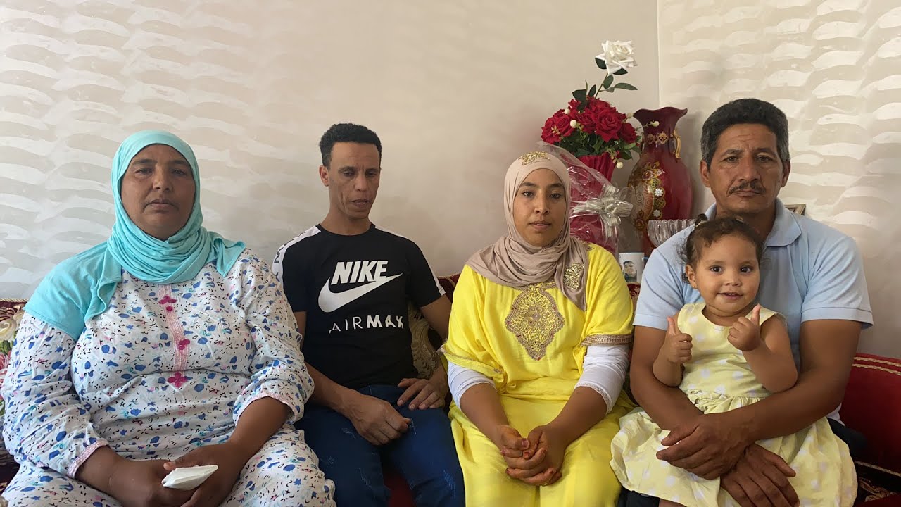 فرحانين بحميد راجل مريم 😍بخروجو من السجن