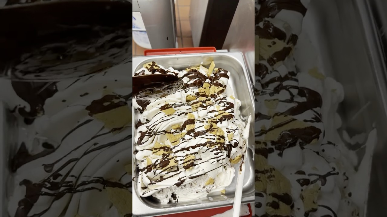 Can You Resist This Creamy S'mores Gelato? 🍦🌟 