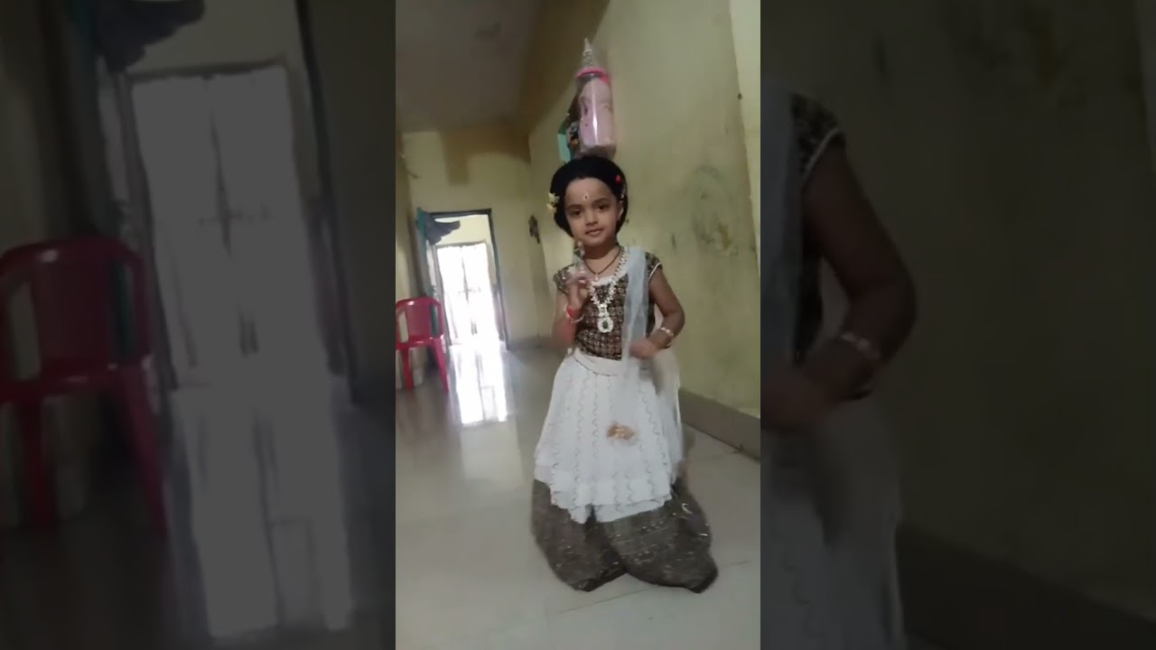 Her funny dance on meya yasoda#