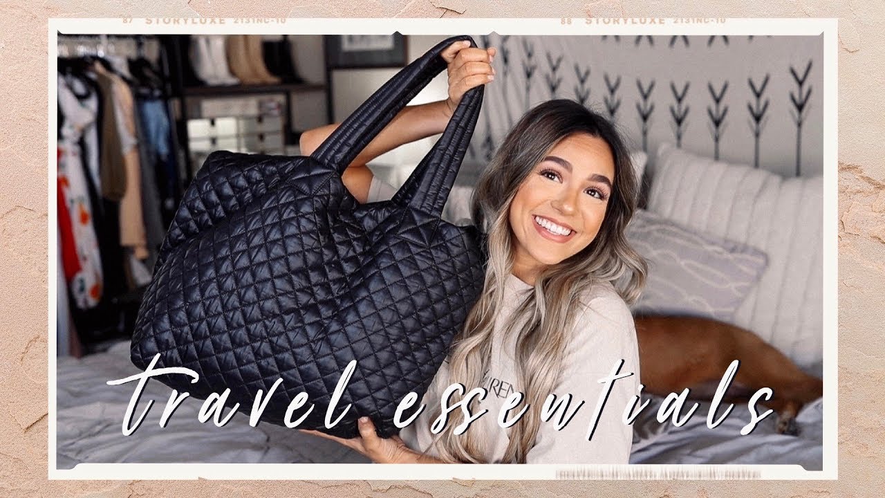 WHAT'S IN MY TRAVEL BAG | 2019