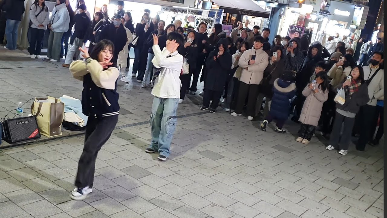 [STREET ARTIST] YU KAGAWA & HYOJIN. INTERACTIVE HONGDAE BUSKING. 240111.