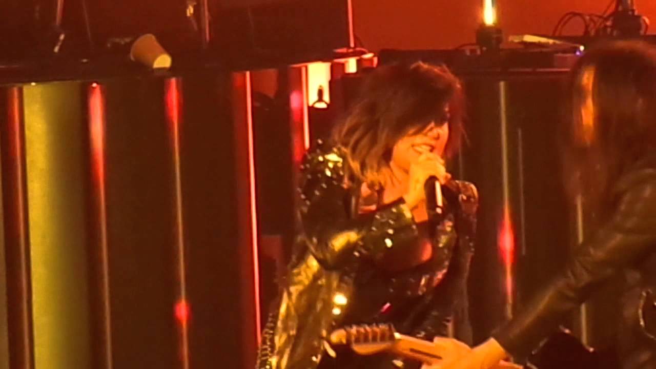 Demi Lovato - The Middle/ Firestarter - 9/6/14 - Baltimore, MD