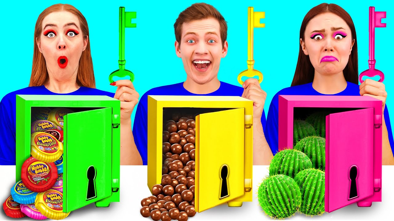 Solve the Mystery Challenge of 1000 Keys | Funny Moments by PaRaRa Challenge