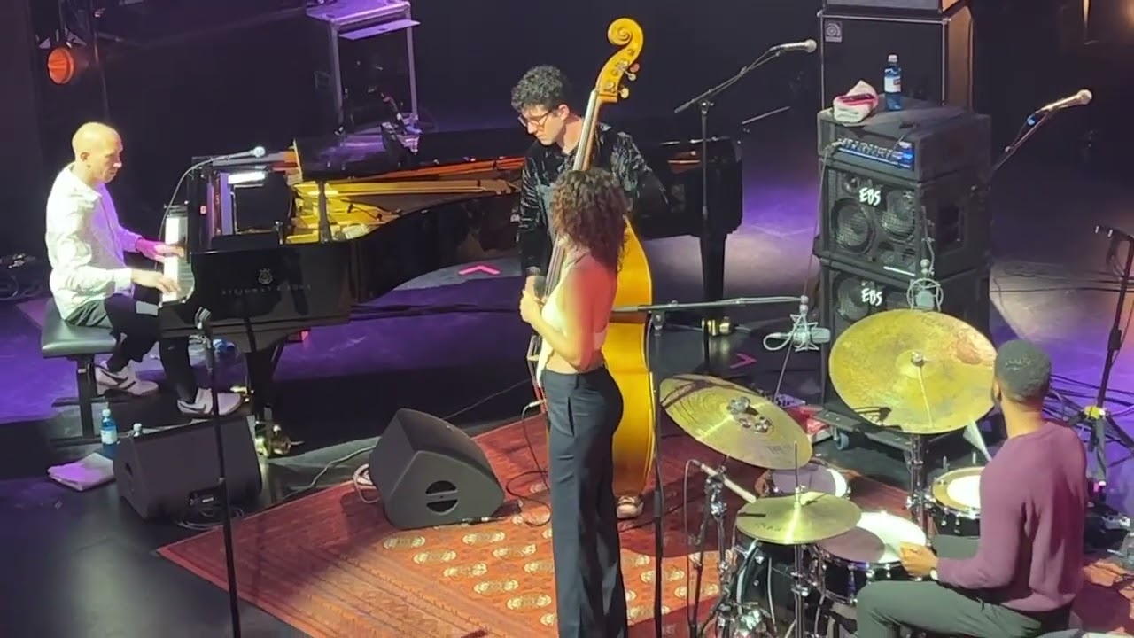 Ryan Hanseler Trio with Gabrielle Cavassa, Here's That Rainy Day, Leverkusner Jazz Festival
