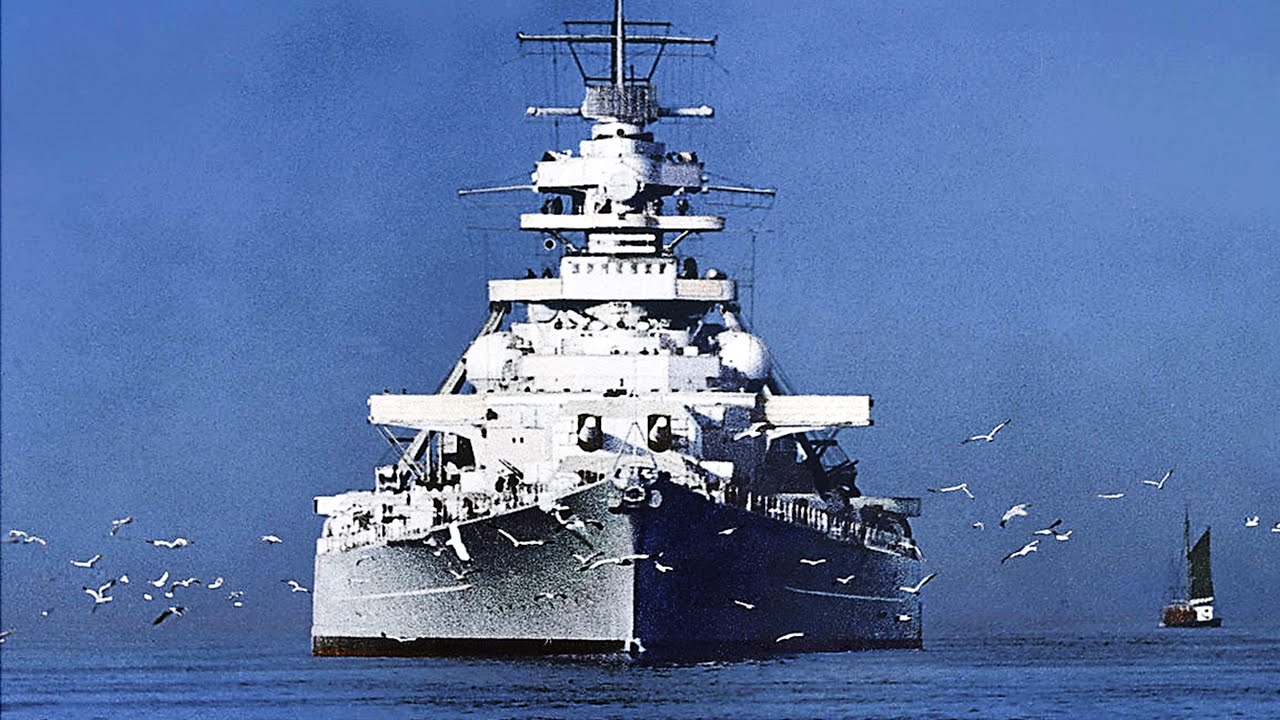 Bismarck Battleship vs Modern destroyer