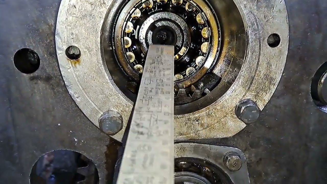 Сборка КПП ЮМЗ-6. Без снятия дифференциала.