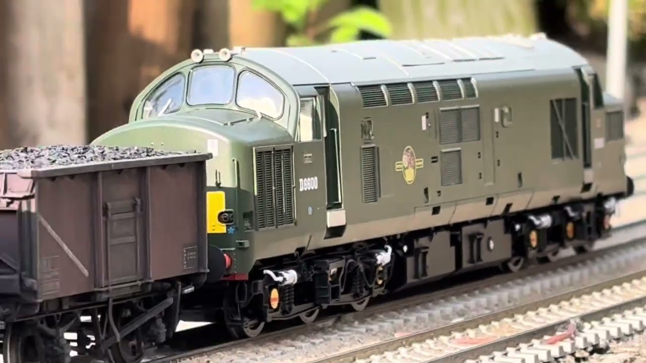 Mid summer running on the garden railway