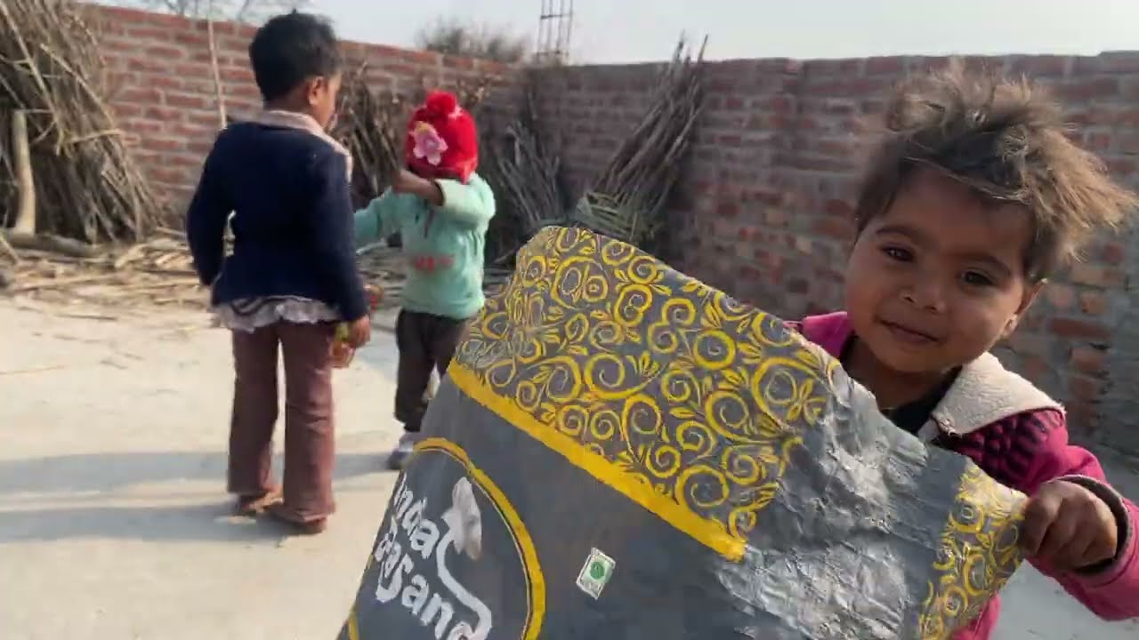 Bachche Dholak bacha Ho🤣😂/novavloggar/￼#fanii #funny #vlog #comedymovies 