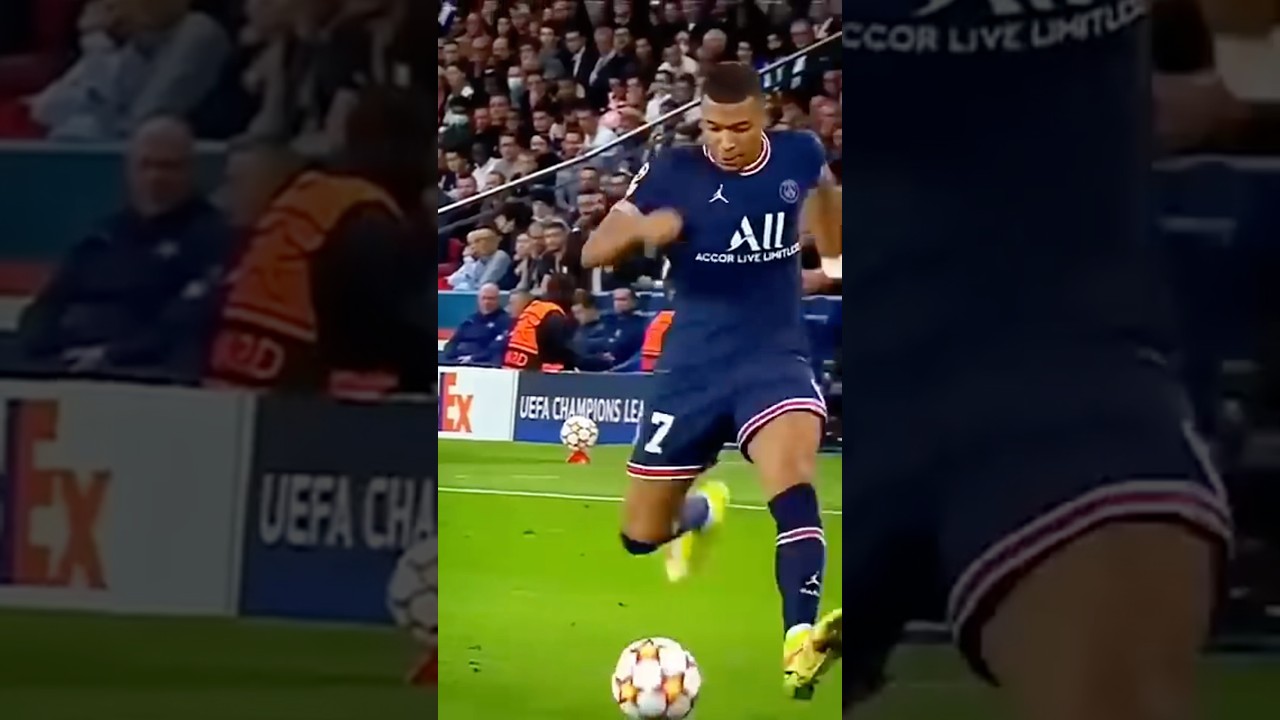 Ronaldinho Couldn't Believe This Move! 🔥 #Football #YouTubeShorts  #ReelsFootball