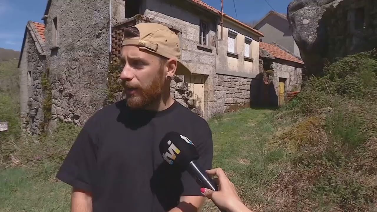 JOVEM COMPRA METADE DE UMA ALDEIA NO GERÊS!