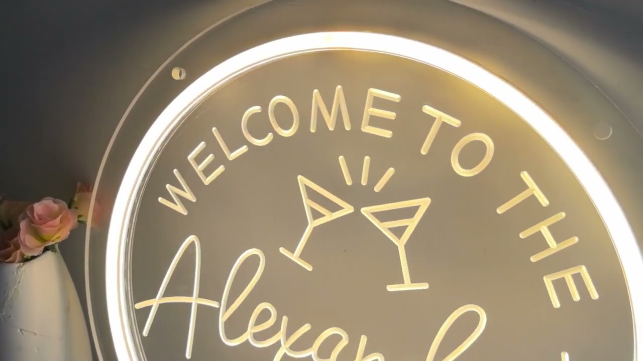 Dein Bar-Name in Neon &ndash; Ma&szlig;geschneiderte Leuchtreklame f&uuml;r den perfekten Look!