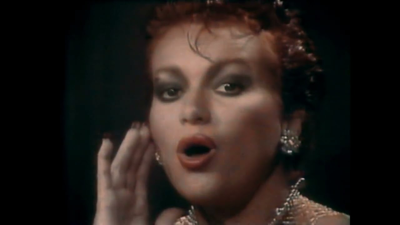 Iris Chacón- Soy Rebelde