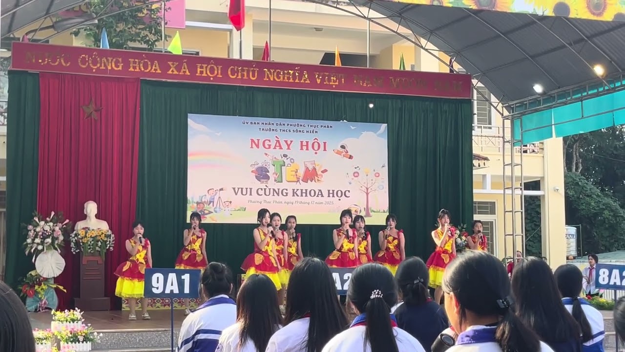 Văn nghệ Ngày hội Khoa Học