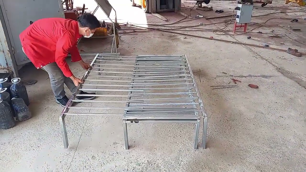Chế tạo giường xếp siêu rẻ đơn giản và gọn nhẹ.