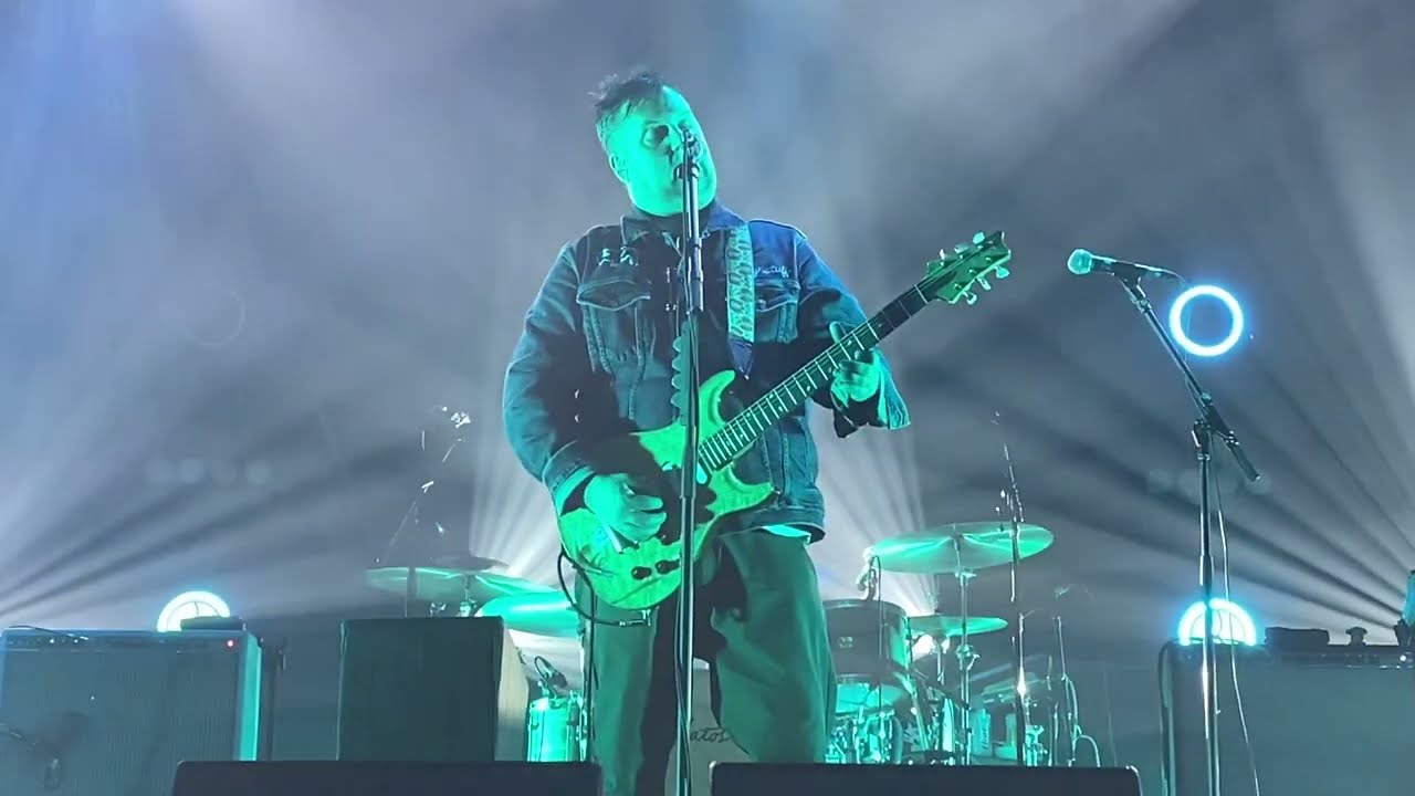 Modest Mouse - Grey Ice Water - 12/10/2022 - Palace Theater - St Paul, MN