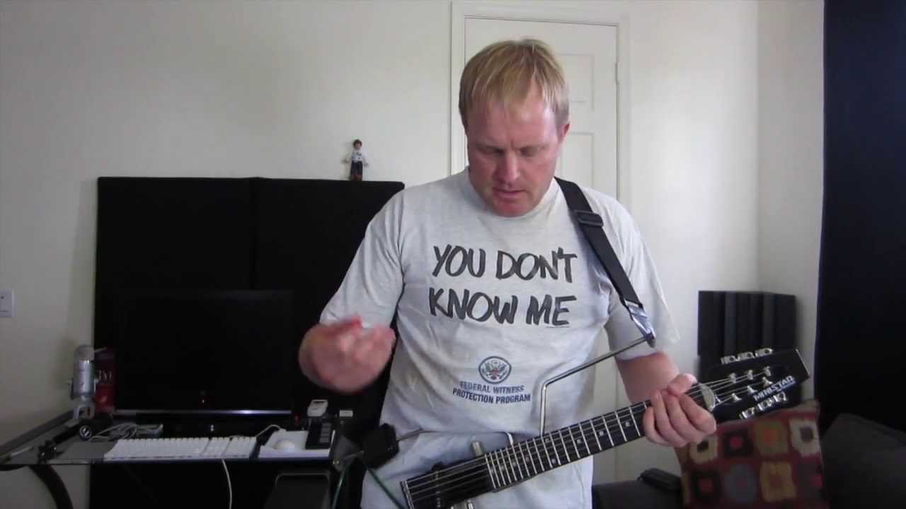 Ministar Microstar Travel Guitar Review