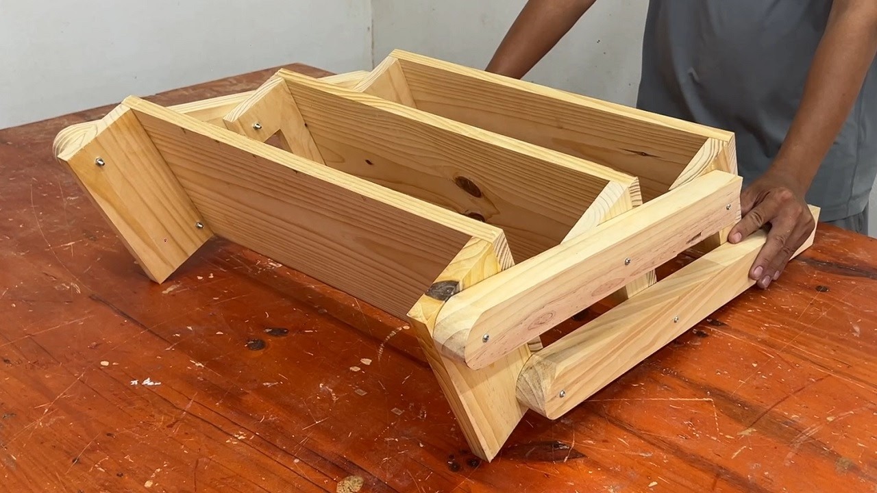 Smart Interior Ideas - Extremely Creative Folding Wooden Cabinet Design Technique