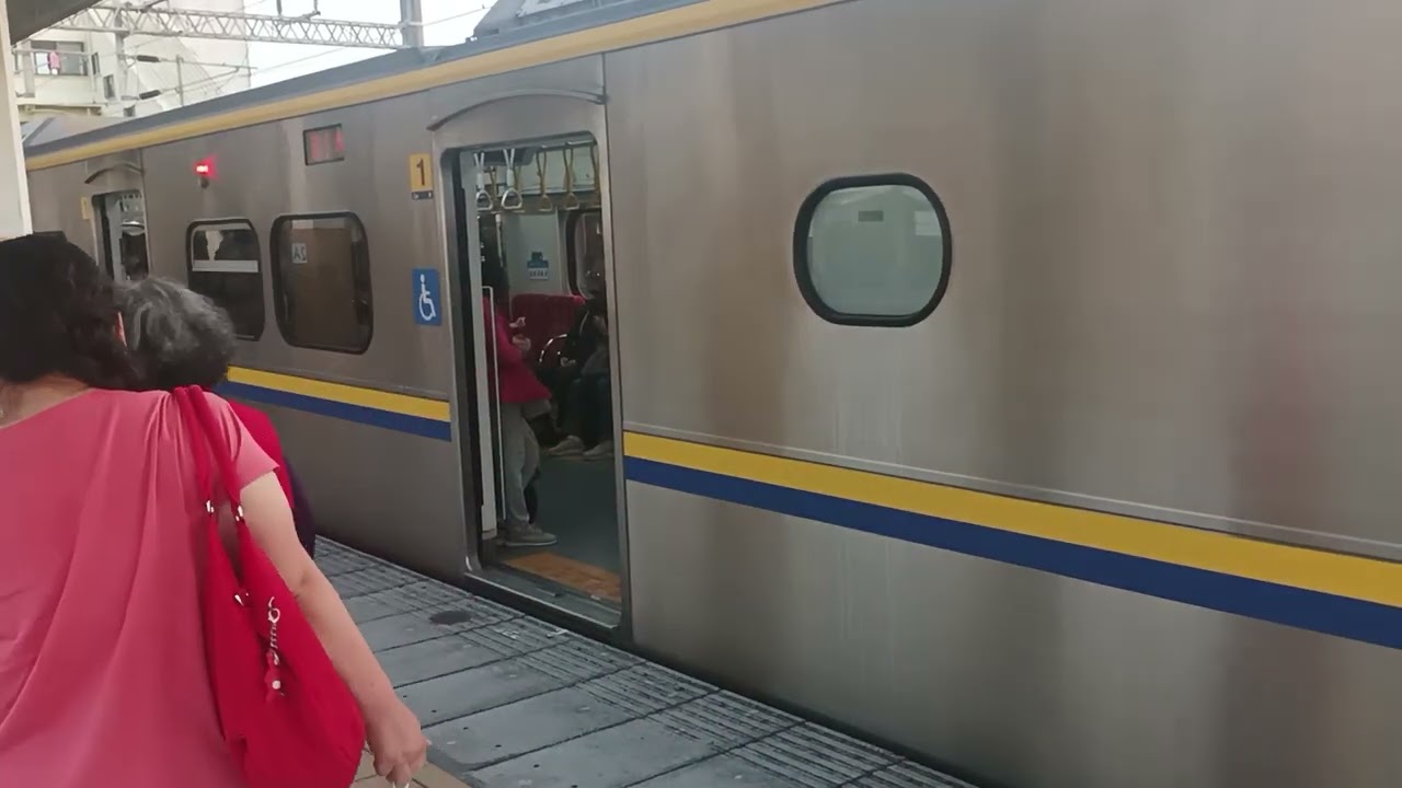 EMU858進+離路竹站(有些卡）