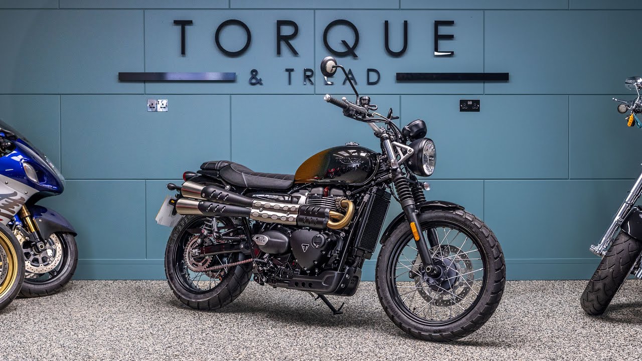 2024 Triumph Scrambler 900 Stealth Edition - Only 200 Miles - 1 owner