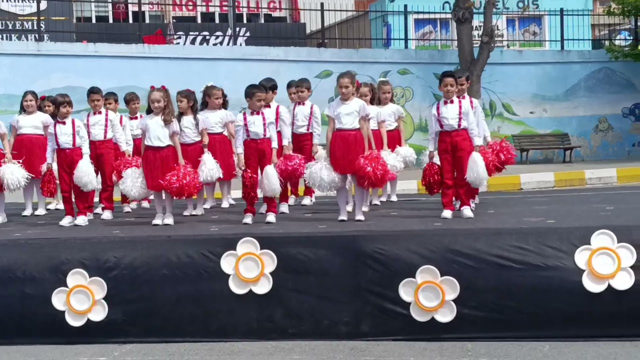 Arkadaşlar 23 Nisan gösterimiz🥰