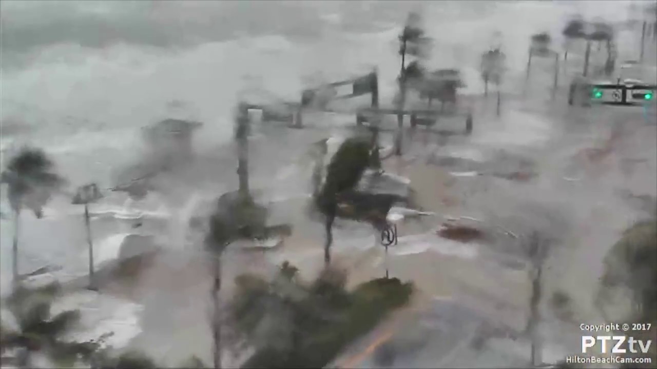 Hurricane Irma Storm Surge comes ashore along A1A on Ft Lauderdale Beach