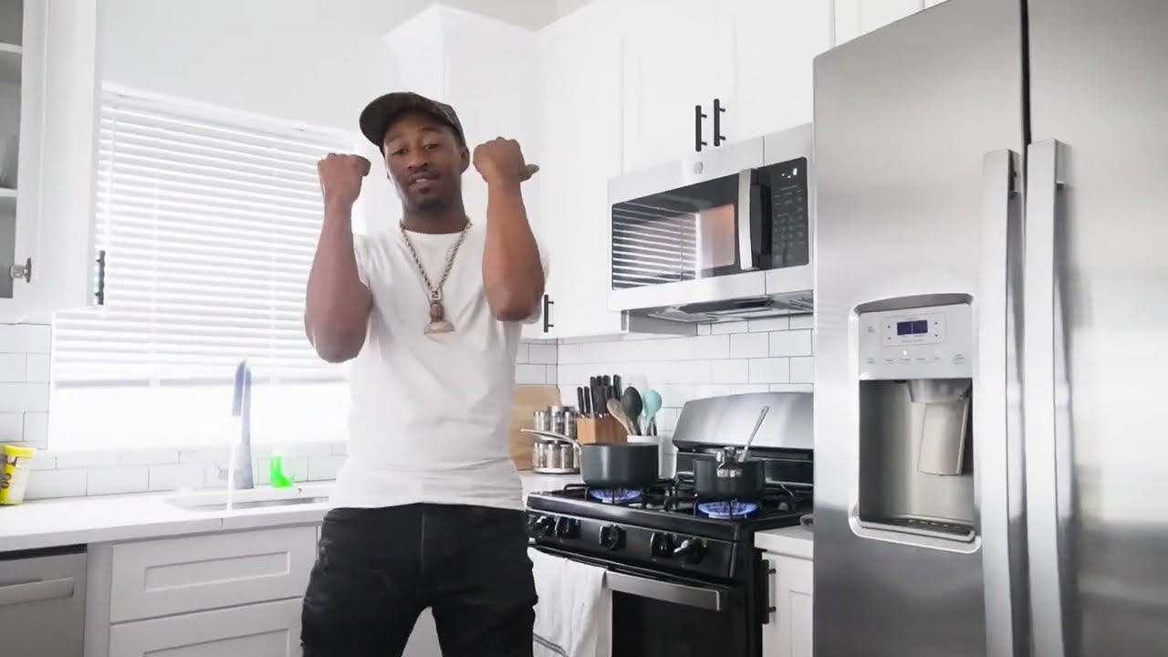 Funny $Money - Hot in This Kitchen
