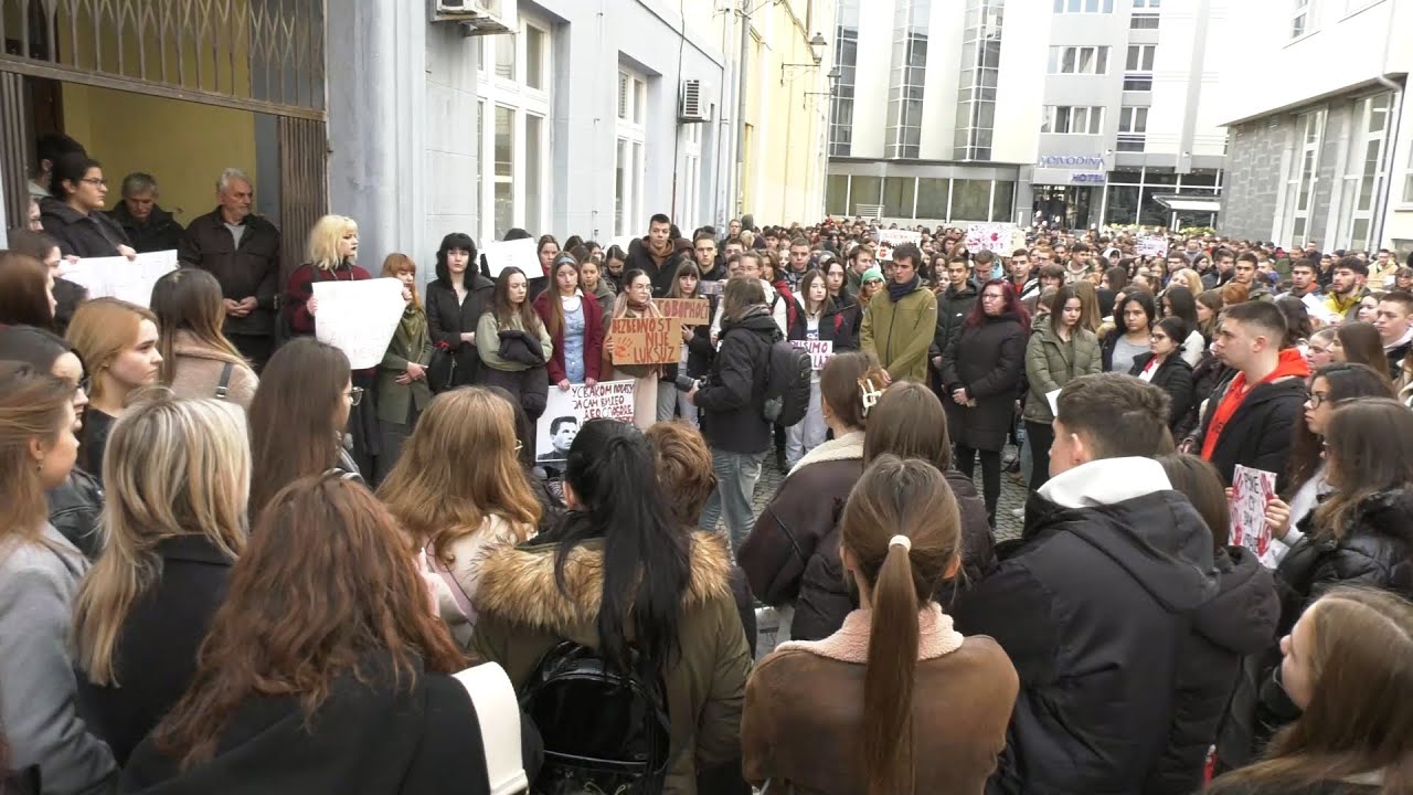 Zrenjaninska gimnazija je u blokadi!