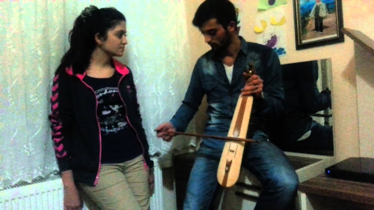 İREM YILMAZ & ÖZCAN YILMAZ  - Bİ TOSUN ALDIM BEŞE.