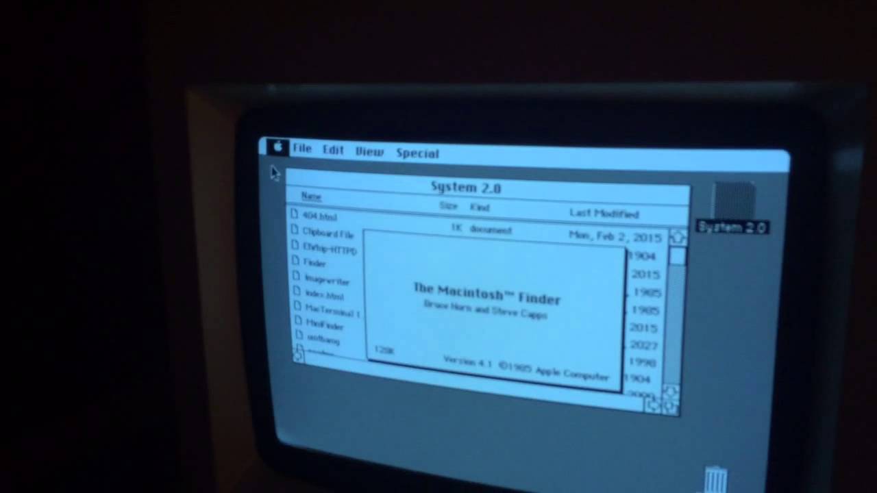 ElWhip 0.6 on a Macintosh 128k