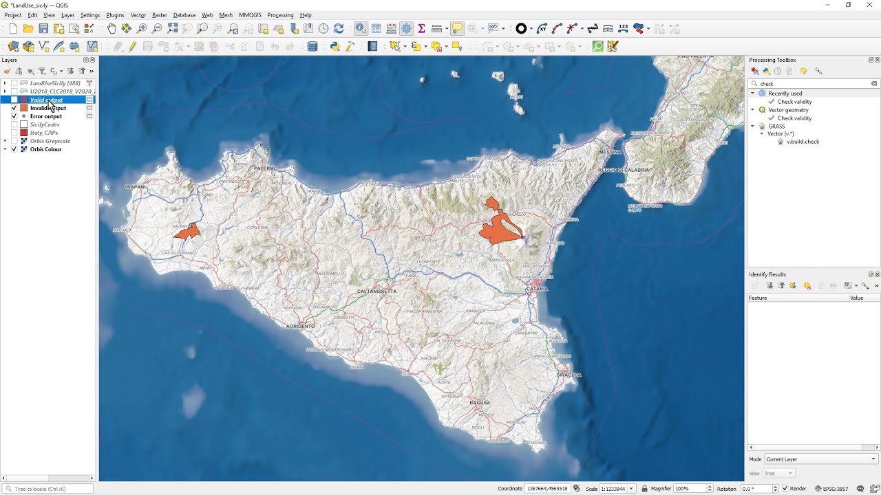 Как проверить и исправить геометрию в QGIS