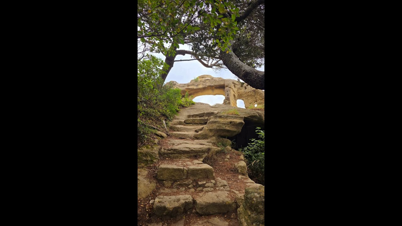 LES GROTTES DE Calès 2025 05 08
