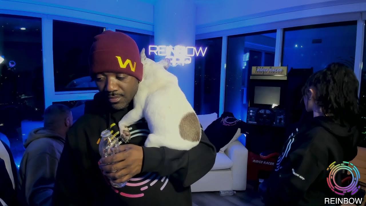 WTF RAY J IS STREAMING ON A NEW APP ` REINBOW