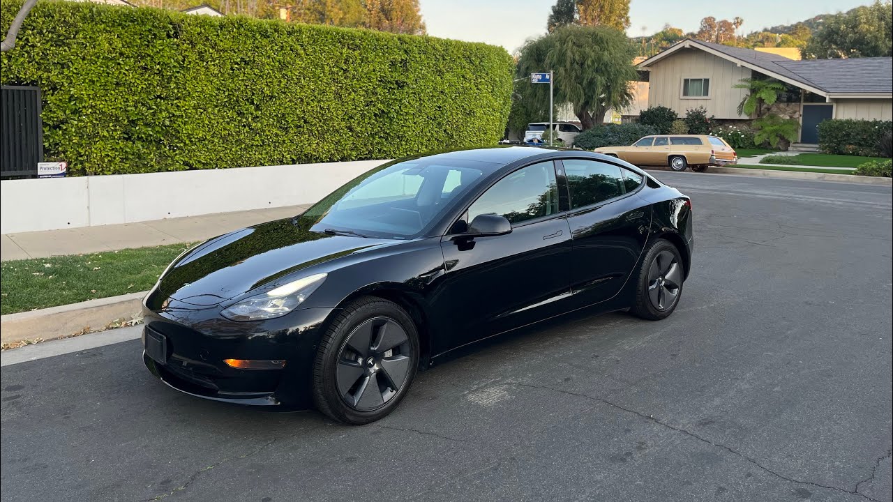 2022 Tesla Model 3 Black