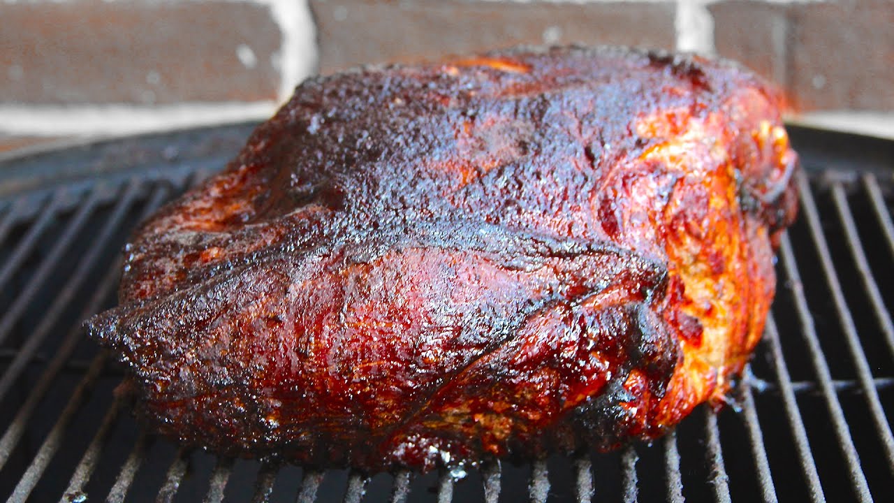 Pork Shoulder Smoked on the Big Green Egg