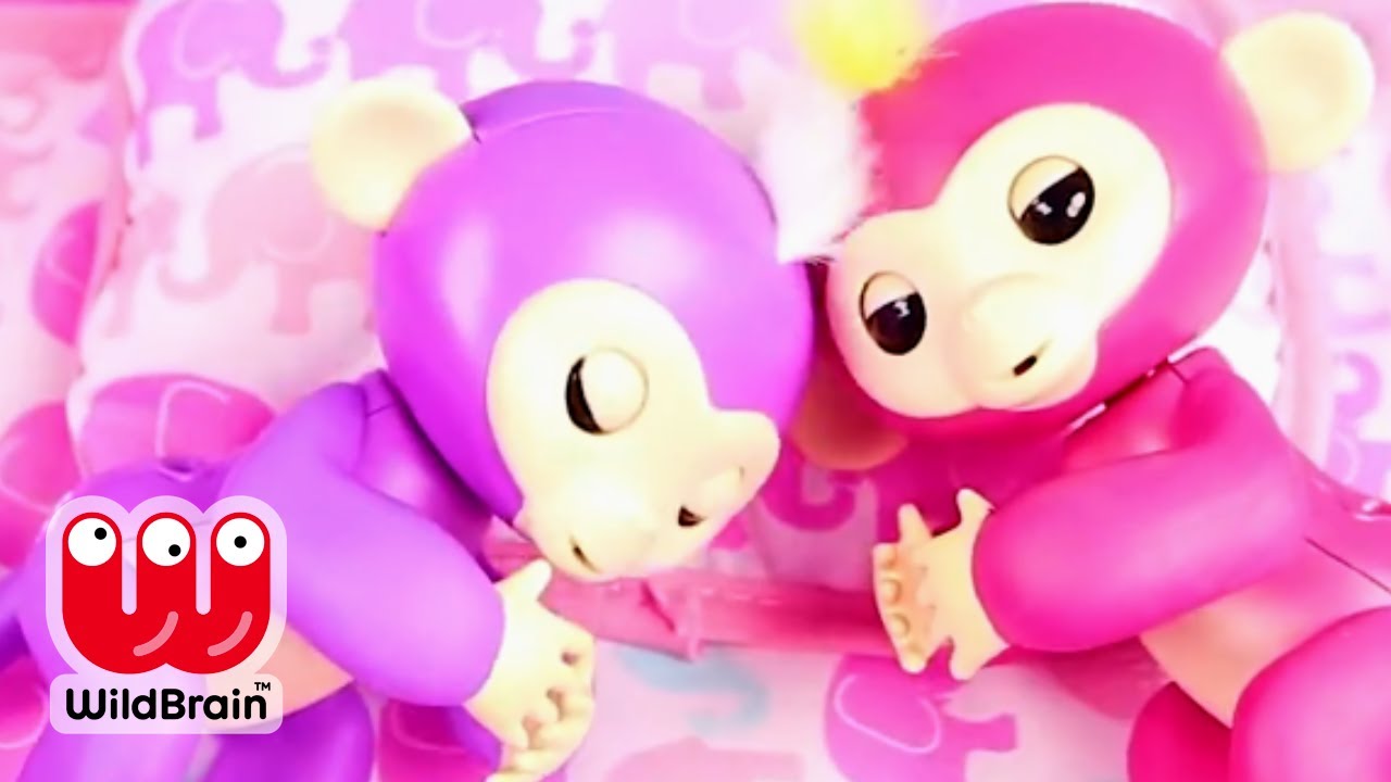 Fingerlings Finger Family Learn Colors Song | Trolls Bedtime Routine | Ellie Sparkles Jr - WildBrain