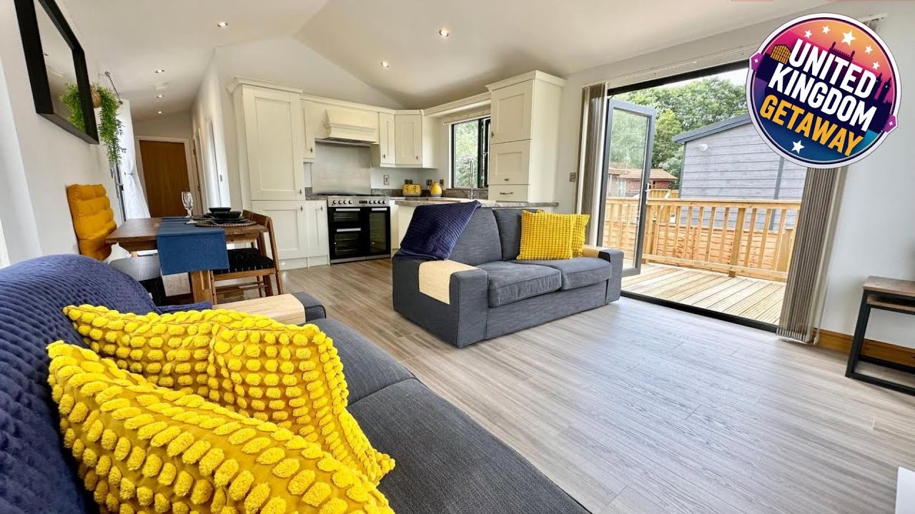 The Birches with Hot Tub | York, United Kingdom | Hotel Review 🏨