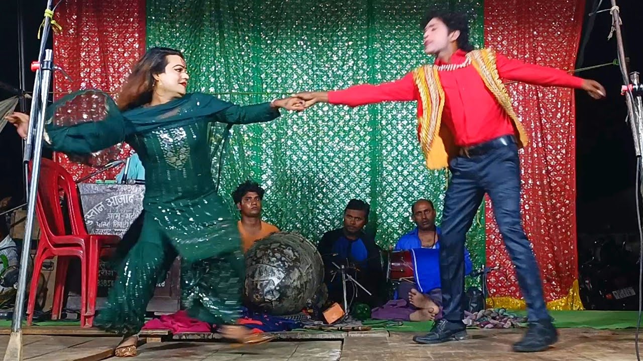 {नया तमाशा} सनी हीरो और महेंद्र डांसर की चुम्मां प्यार और रोमांटिक सीन अपने देखी नहीं होगी