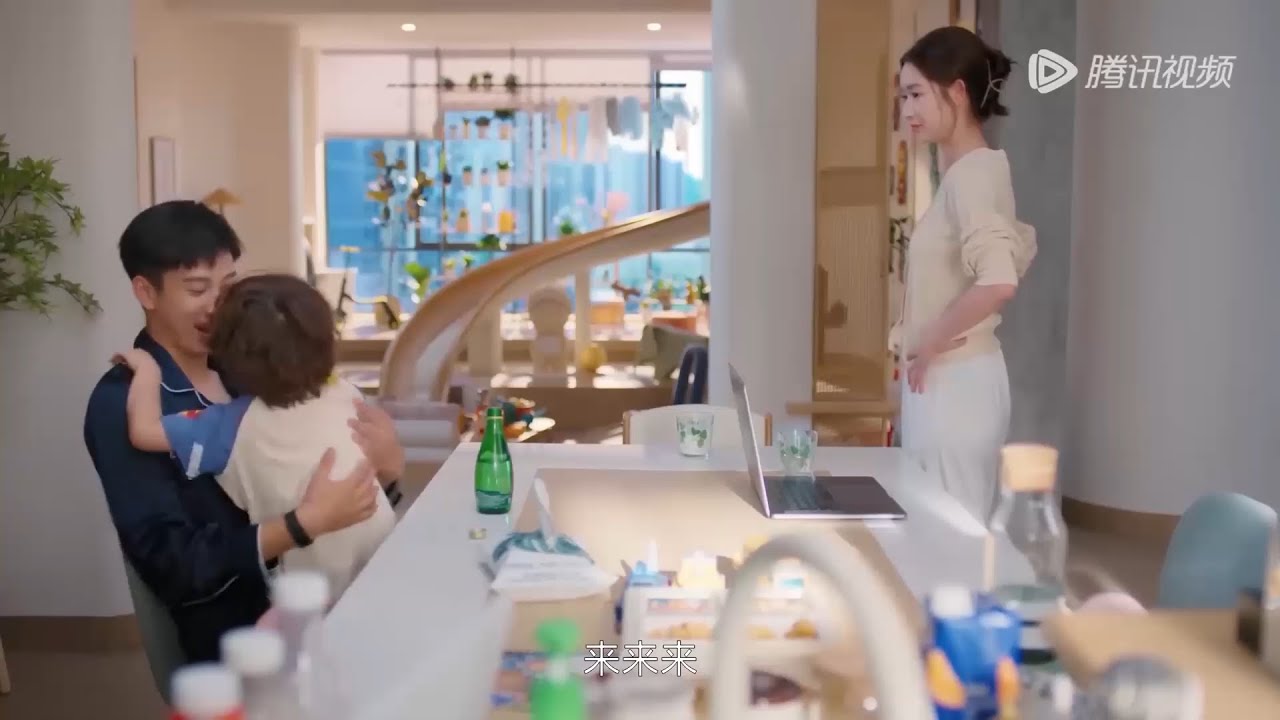 速看13 | 情敵來送早餐，總裁吃醋爭寵 💥 中国电视剧