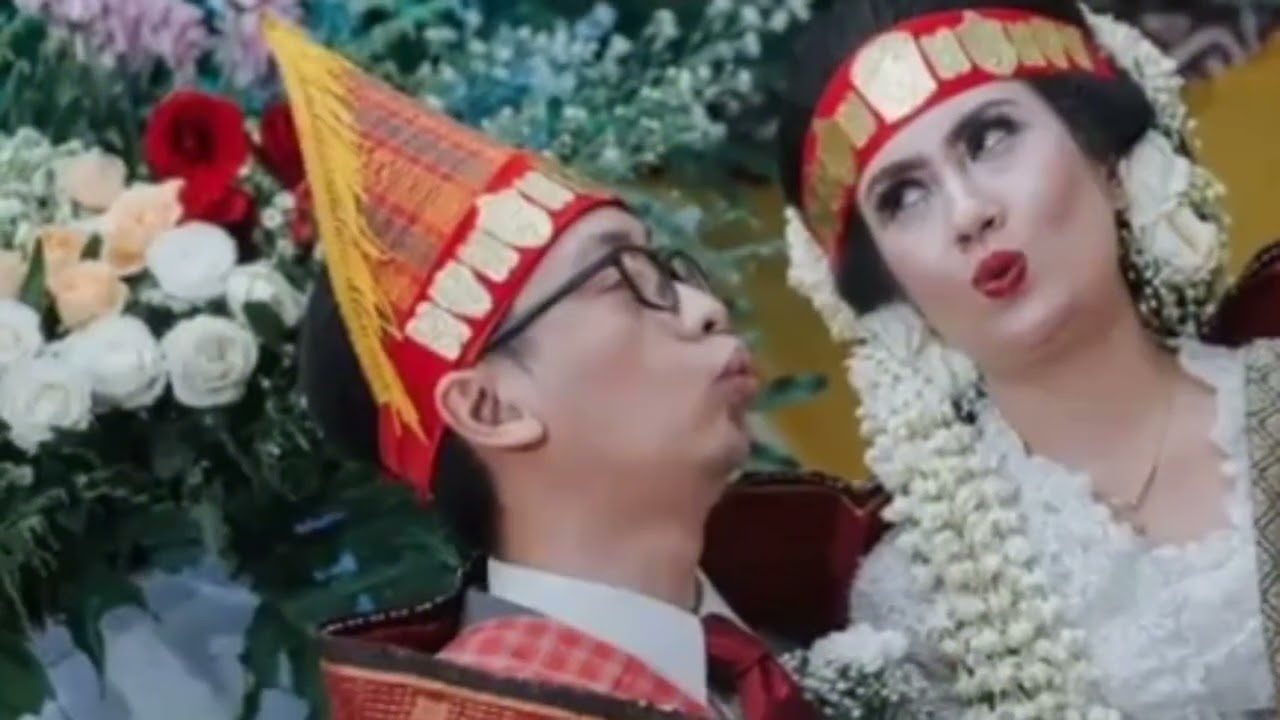 Mempromosikan Budaya di Indonesia (Kain Ulos sumatera Utara)