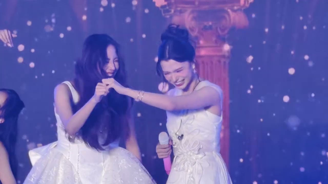 เธอหมุนรอบฉัน ฉันหมุนรอบเธอ ฟรีนเบคกี้  