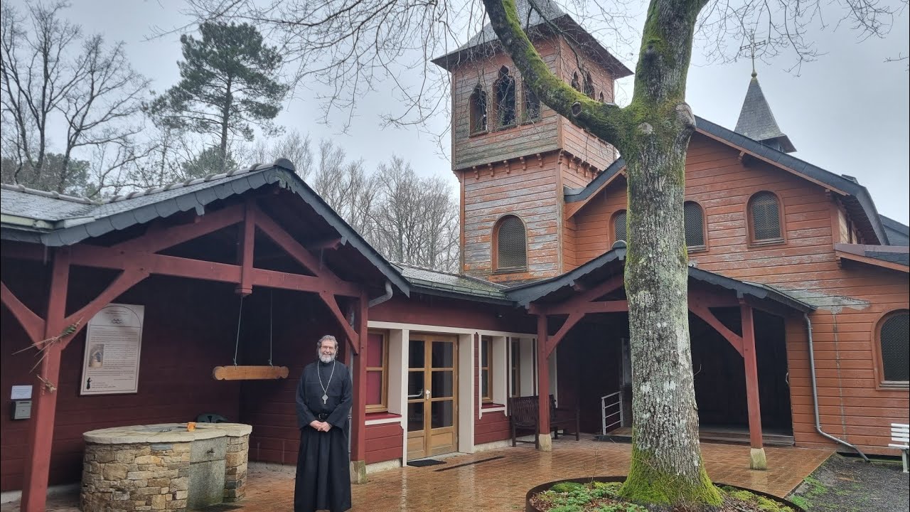 Jour 2 Je tombe sur des moines Orthodoxes en pleine Bretagne