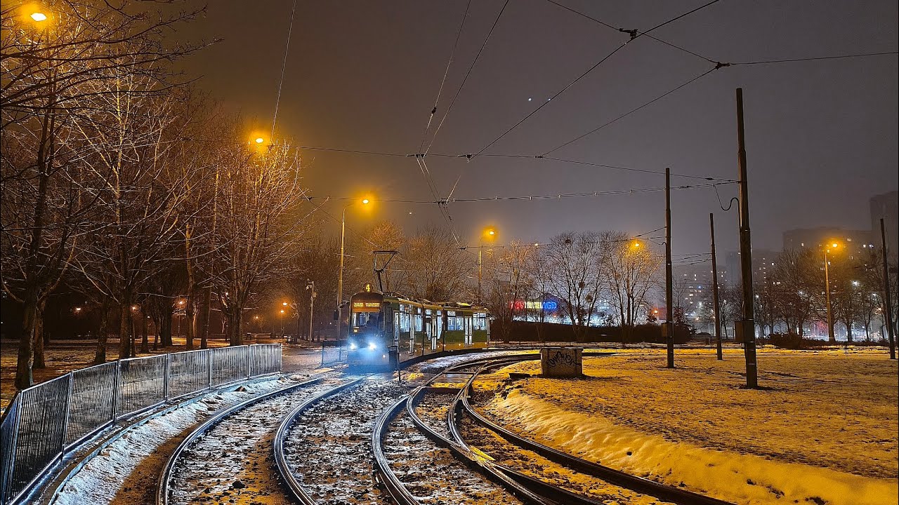 MPK Poznań Linia 4 kierunek Zjazd do zajezdni Forteczna.Moderus Beta MF 22 AC.