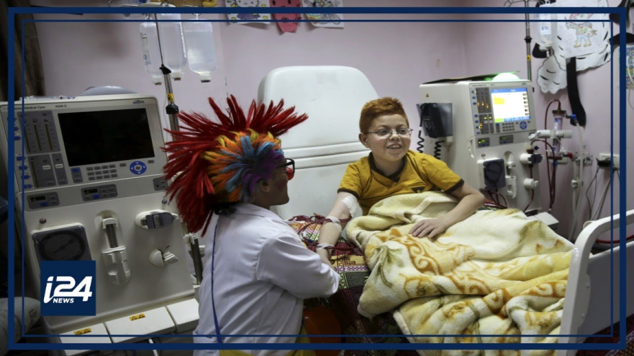 Medical clowns want to be recognized as para-medical