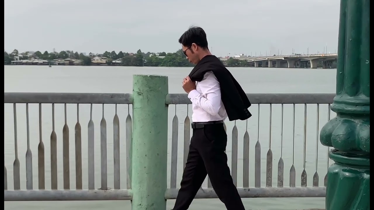 Mùa Xuân đó có em Hồng cờ 