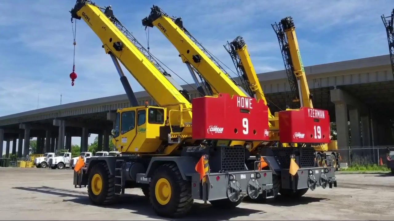 Joe Louis Arena demolition crew pays homage to Howe, Yzerman