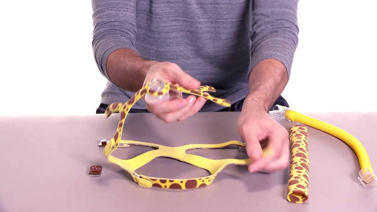 Assembly the Wisp pediatric mask | Philips | Minimal contact nasal mask