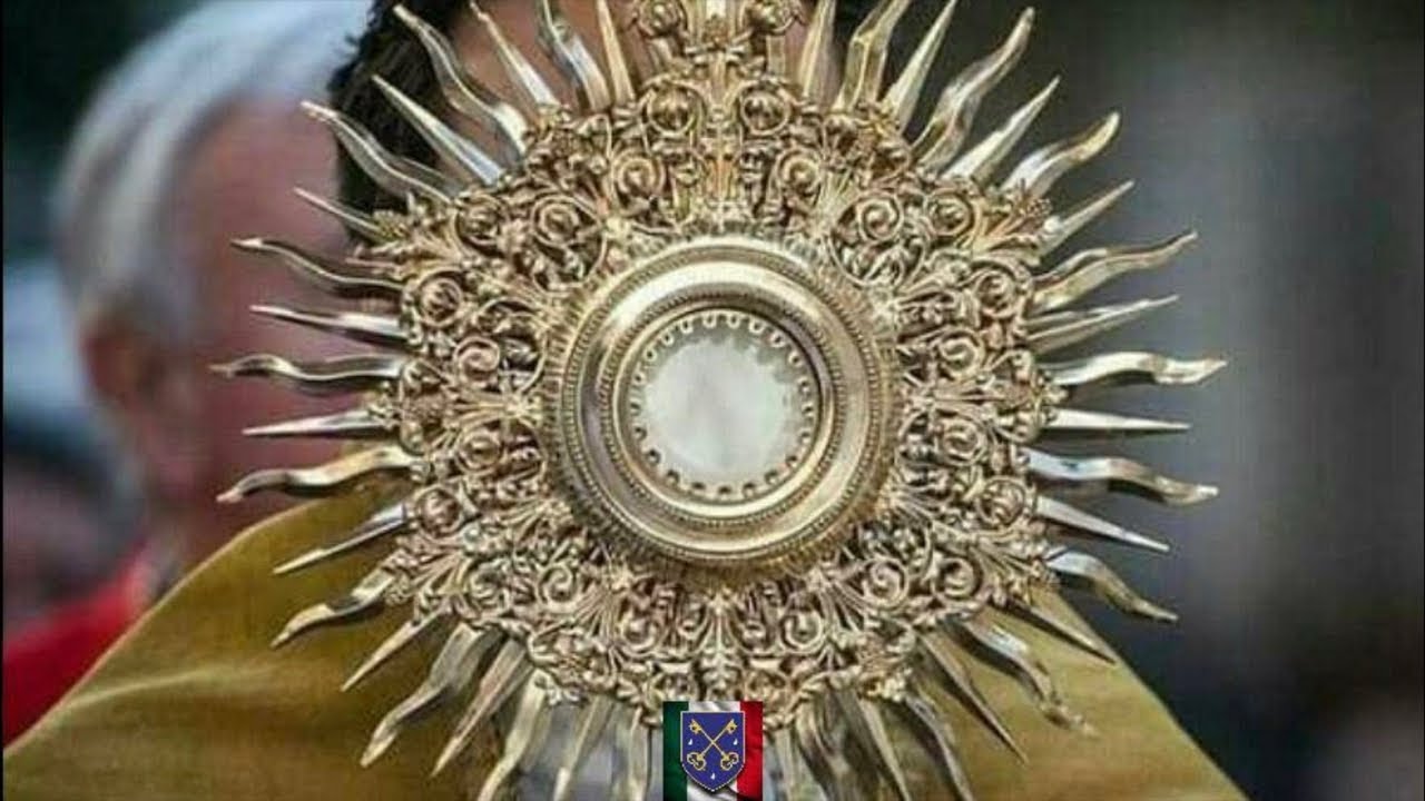 FSSP. Procesión Solemne de Corpus Christi.