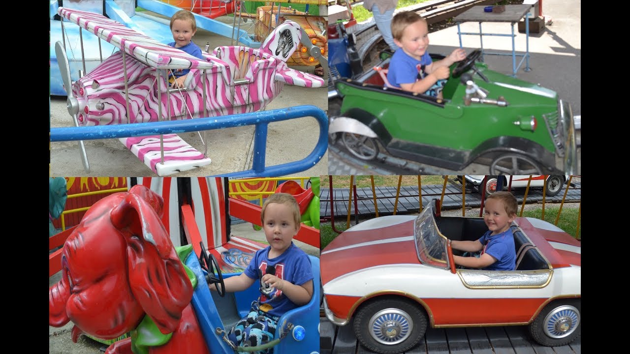 Karuzele dla dzieci. Prater w Wiedniu. Wiener Prater. Carousel. Park rozrywki. Wesołe miasteczko
